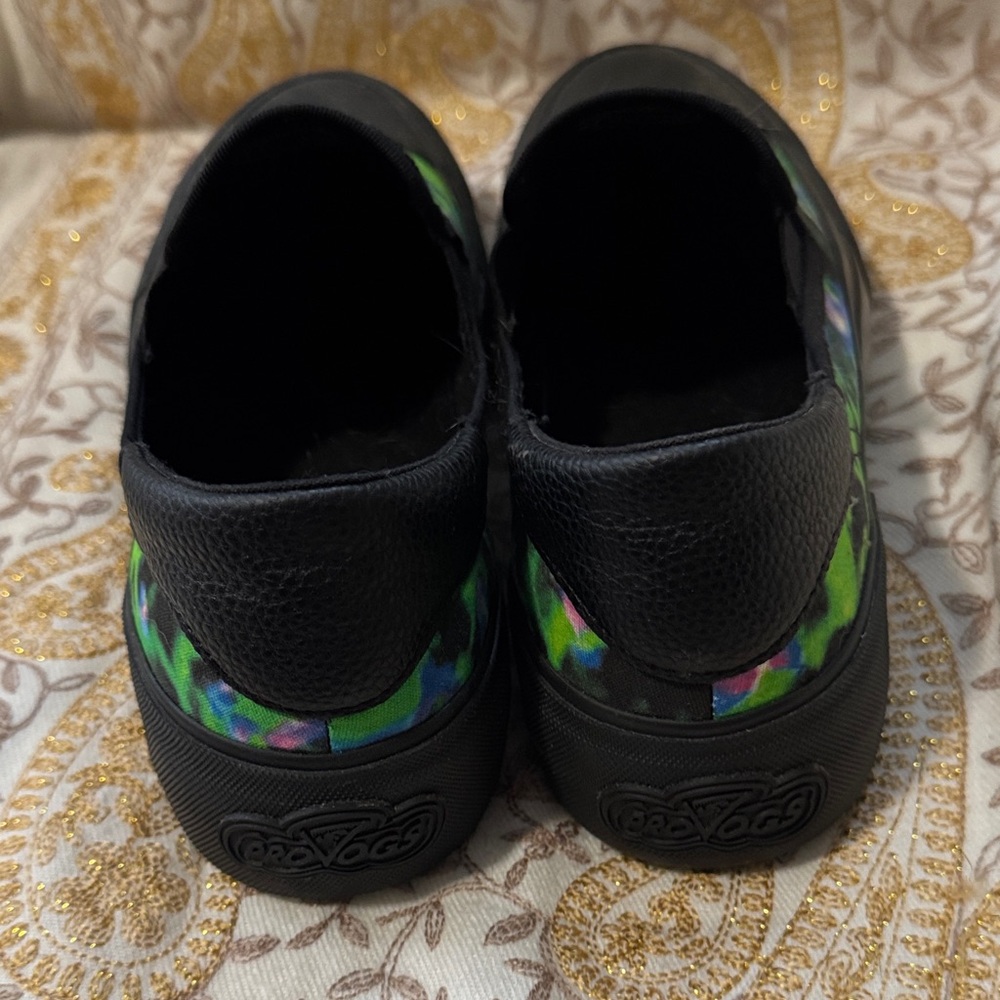 John Fluevog Floral Slip-On Sneakers - Picture 5 of 6